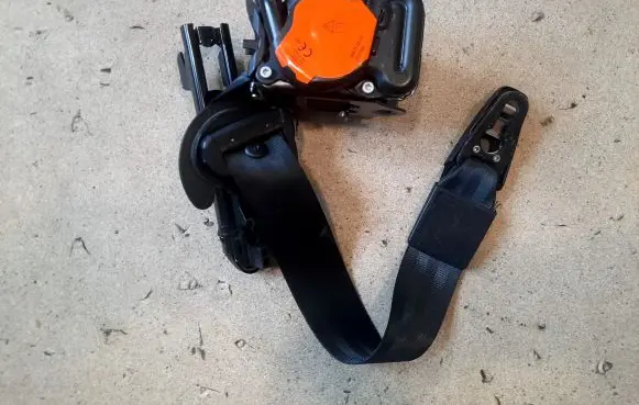 Porsche Macan (95B) Front seatbelt 95B857705