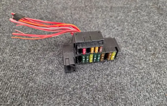 Mercedes-Benz C W205 Fuse module 963053 1732030976 FBYKL30