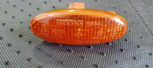 Nissan Almera Tino Front fender indicator light 6R01458 6R-01.458