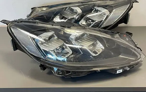Ford Escape IV Headlights/headlamps set CX482HLLH LV4B13E015EK 20190490177935