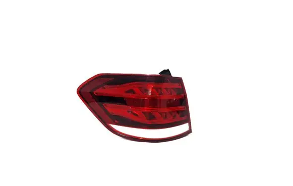 Mercedes-Benz E W212 Rear/tail lights 2129061703