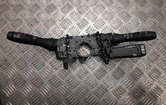 Renault Zoe Wiper turn signal indicator stalk/switch 255674797R
