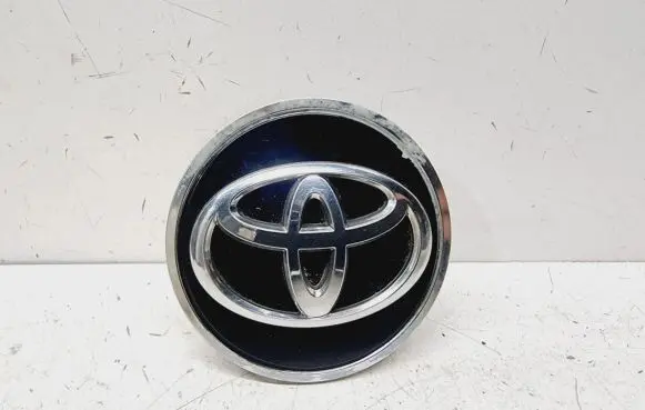 Toyota RAV 4 (XA40) Original wheel cap 4260348140