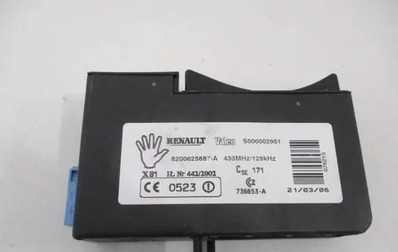 Renault Espace - Grand espace IV Ignition key card reader S000002951