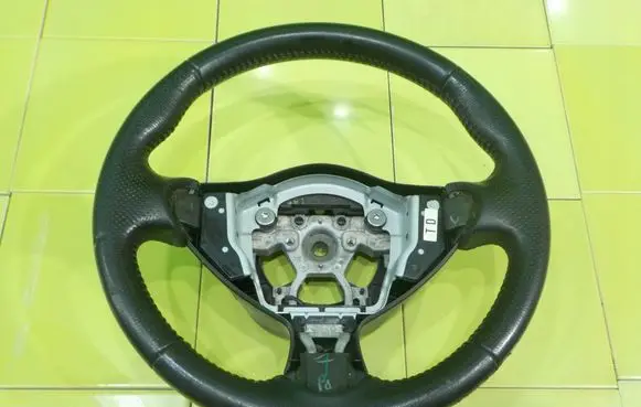 Nissan Juke I F15 Steering wheel XP34