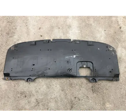 Mazda 6 Engine splash shield/under tray CHP956112 CHP95611Y