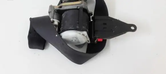 Mitsubishi Colt Front seatbelt