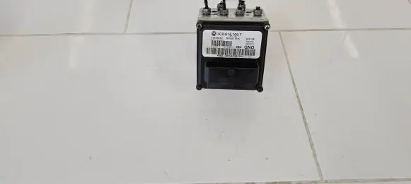 Volkswagen PASSAT B6 ABS Pump 3C0614109T 16705910 16705710K