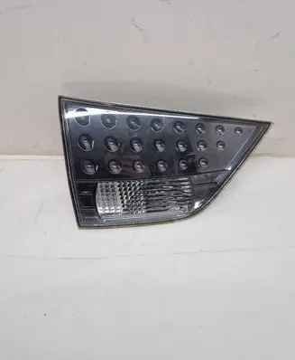 Mitsubishi Outlander Tailgate rear/tail lights
