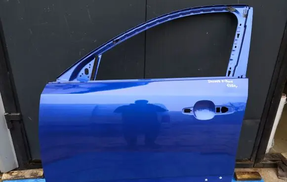 Jaguar E-Pace Front door