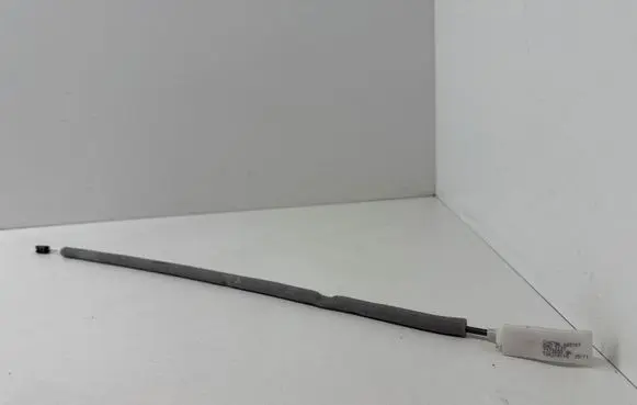 BMW 5 F10 F11 Front door cable line 52621810