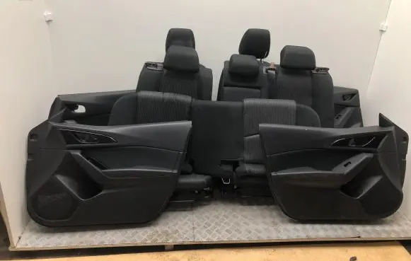 Mazda 3 III Interior set 