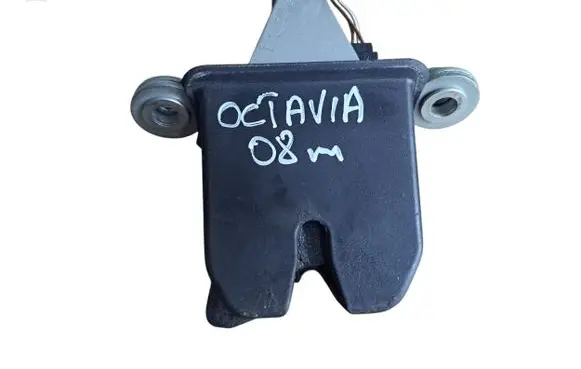 Skoda Octavia Mk2 (1Z) Tailgate/trunk/boot lock/catch/latch 1Z5827501D