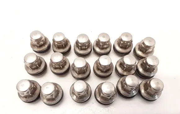 Nuts/bolts