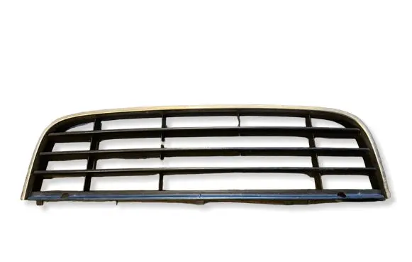 Volkswagen Golf V Front bumper lower grill 1K0853677C 8K0853677C