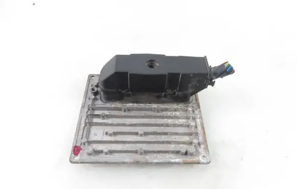 Ford Fiesta Engine control unit/module S118763015B 6S6112A650NB
