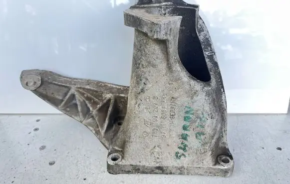 Volkswagen Sharan Driveshaft support bearing bracket 7M0199207B