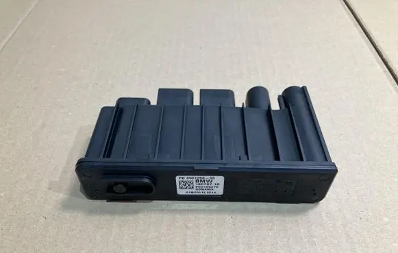 BMW 1 F40 Ignition amplifier control unit 8581253