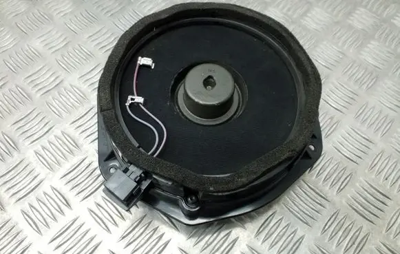 Audi A8 S8 D3 4E Front door speaker 4E0035411A