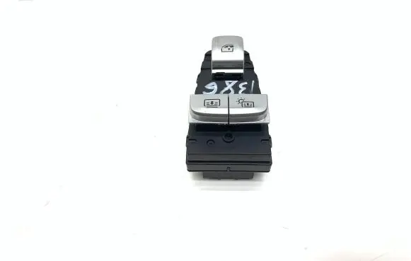 BMW 7 G11 G12 Electric window control switch 938250503