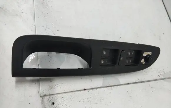 Volkswagen PASSAT B6 Electric window control switch 1K4959857