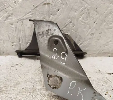 Audi A7 S7 4G Fender mounting bracket 4G8821135D