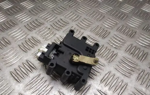 Mazda 3 I Air flap motor/actuator