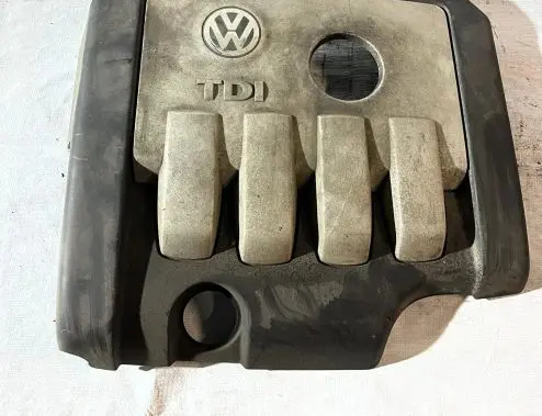 Volkswagen Touran I Engine cover (trim) 03G103925BG 03G103925BF 03G103233