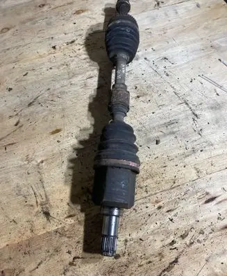 Mitsubishi Lancer Front driveshaft