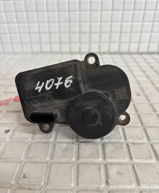 Mercedes-Benz CLA C117 X117 W117 Throttle valve A0009061201