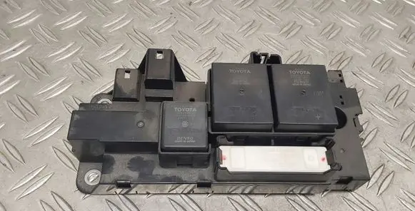 Toyota Auris E180 Battery control module 63583507 G92Z133011