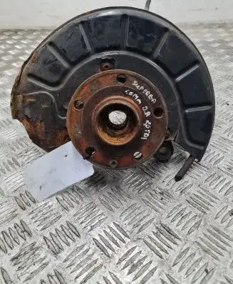 Skoda Superb B6 (3T) Front wheel hub