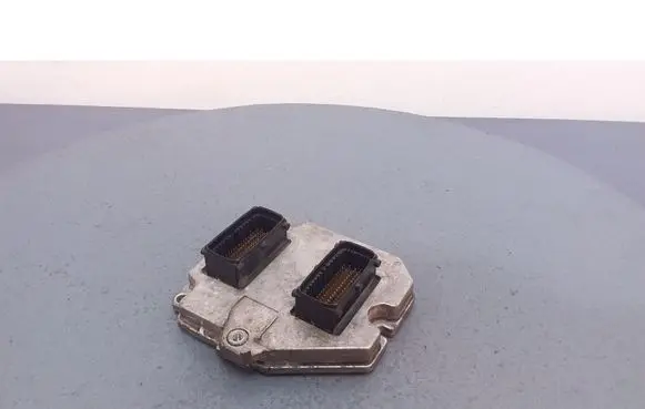 Opel Vectra C Engine control unit/module ECU 55354380