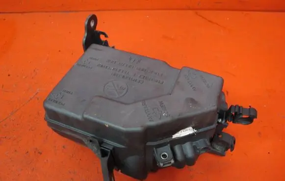 Alfa Romeo Giulietta Fuse box set 50514168 50514169