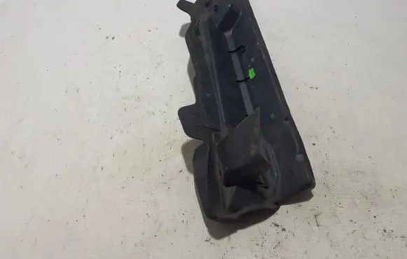 BMW X5 F15 Intercooler air guide/duct channel 9245596