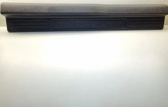 Ford Mustang V Front sill trim cover CR3J6313200AEW