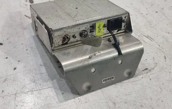 Audi A8 S8 D2 4D GPS navigation control unit/module 4D0919894B
