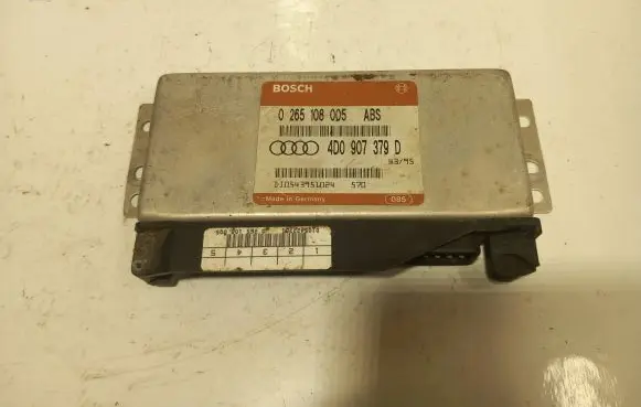 Audi A4 S4 B5 8D Engine control unit/module 4D0907379D 0265108005 DT0543951024