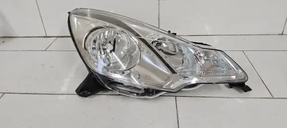 Citroen DS3 Headlight/headlamp 9673814480 9673814380 9677033880