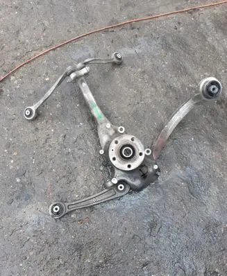Audi A5 8T 8F Front wheel hub spindle knuckle