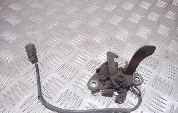 Peugeot 406 Engine bonnet/hood lock/catch