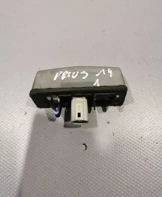 Toyota Prius (XW30) Number plate light