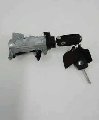 Skoda Octavia Mk2 (1Z) Ignition lock 1K0905851B