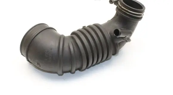 Mitsubishi L200 Air intake hose/pipe MN171012