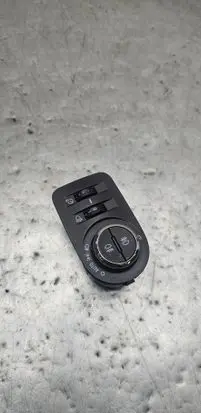 Opel Corsa E Light switch 13470446
