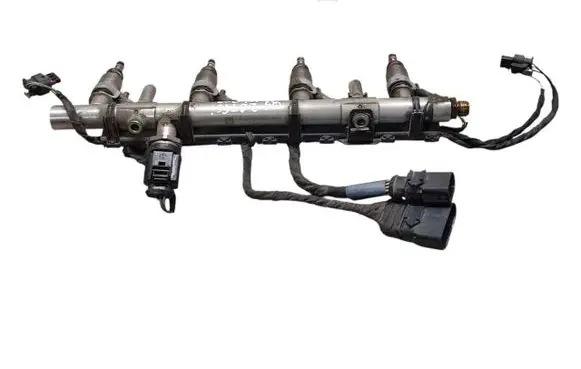 Audi Q5 SQ5 Fuel main line pipe 06K133317G 06L906031A 06L971627K