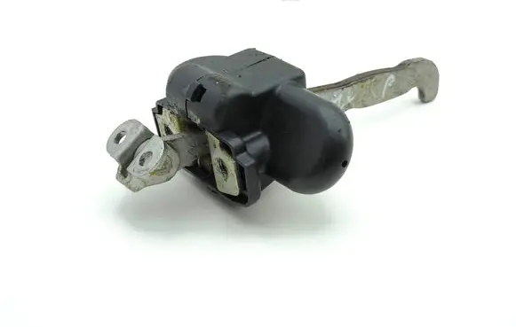 Maserati Quattroporte Front door check strap stopper 