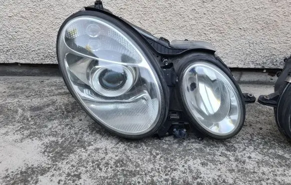 Mercedes-Benz E W211 Headlight/headlamp