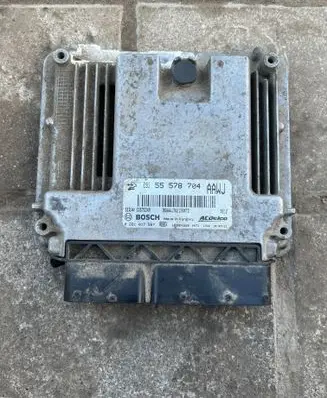 Opel Meriva B Engine control unit/module 55578704 55575349 0281017587