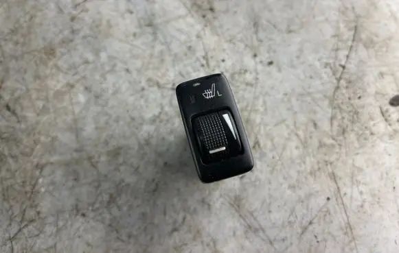 Toyota Land Cruiser (J120) Seat heating switch 453410
